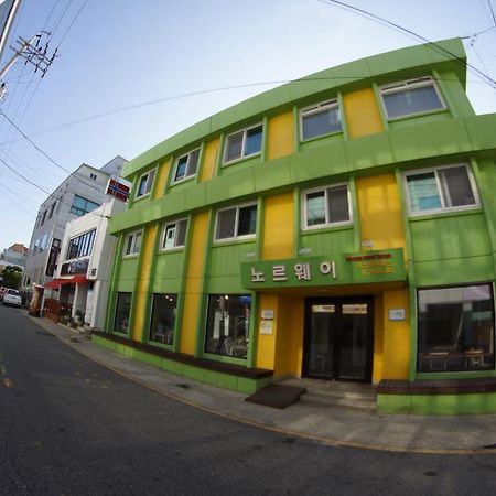 Mokpo Norway Guesthouse Eksteriør billede