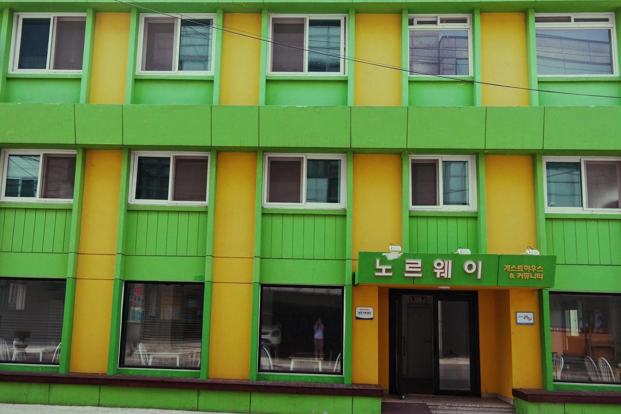 Mokpo Norway Guesthouse Eksteriør billede